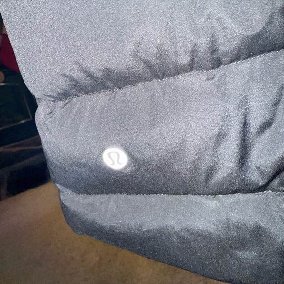 NWOT Lululemon Down for it all Jacket - Black - Picture 5 of 5